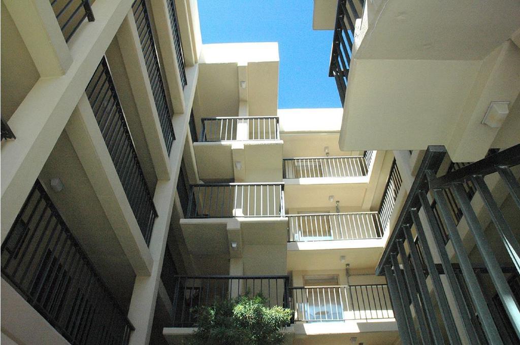 Summer Sands Suites 来特斯维比奇 外观 照片