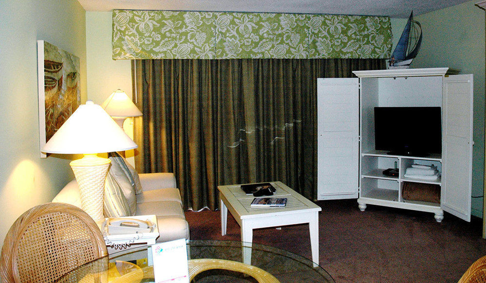 Summer Sands Suites 来特斯维比奇 外观 照片