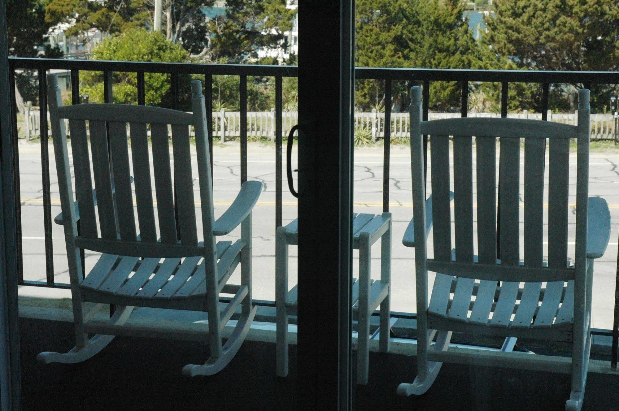 Summer Sands Suites 来特斯维比奇 外观 照片